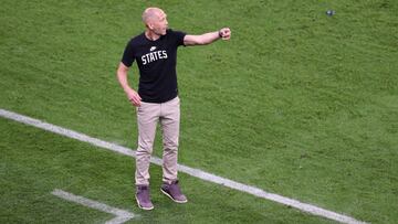 Los lujosos tenis de Gregg Berhalter en Qatar 2022