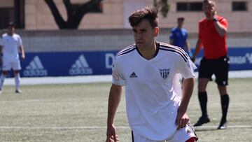 Miguel Yuste, con la camiseta del Canillas.