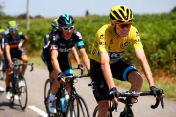 Froome gana la etapa y mete 3 minutos a Contador