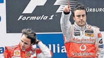 <b>EN LO MÁS ALTO. </b>Alonso y Massa , las dos caras del podio en el circuito alemán de Nurburgring.
