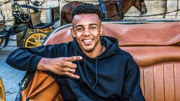 "Veo mensajes deseando que sea Thomas Lemar. Sinvergüenza. Broma no es"