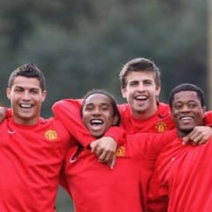 Patrice Evra: "Gerard Piqué quemó mis zapatillas y yo me hice caca en las suyas"