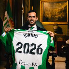 Juanmi renueva hasta 2026