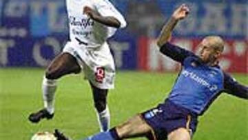 <B>CASI HECHO</b>. La llegada de Olembé cerraría la plantilla del Espanyol para esta temporada.