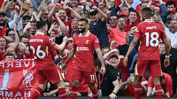 Despite securing their 20th title, Arne Slot’s Liverpool won’t lift the Premier League trophy after today’s win over Tottenham.