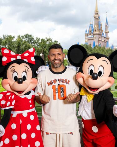 Vinicius Jr hits the beach with friends: the rich and famous on vacation