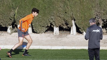 15-03-21 
 ELCHE 
 ENTRENAMIENTO 
 JAVIER VILLAR 