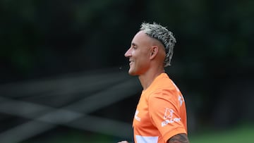 Soccer Football - Keylor Navas is presented as the new signing for Pumas UNAM - Pumas UNAM Training Center, Mexico City, Mexico - July 24, 2025 Pumas UNAM's Keylor Navas after press conference REUTERS/Henry Romero