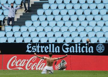 El jugador del Celta, Iago Aspas, celebra el 2-2 al Barcelona. 