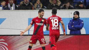 Lucas Alario festejando un gol con el Leverkusen.