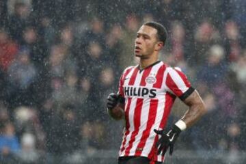 La flamante contratación del Manchester United llega a Old Trafford tras conseguir la Eredivisie con el PSV. En la campaña del cuadro holandés, el delantero fue goleador del equipo y campeonato con 22 goles en 30 partidos.