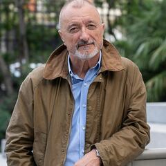 Arturo Pérez-Reverte critica las redes sociales y manda "al carajo" a los 'haters'