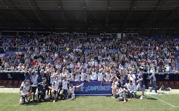 El VRAC, campeón de la Copa del Rey,  siempre mandó en el marcador y fue superior físicamente a El Salvador. Más de 15.000 personas poblaron las gradas del Ciudad de Valencia.