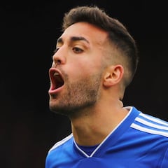 El Crystal Palace negocia con el Betis por Víctor Camarasa