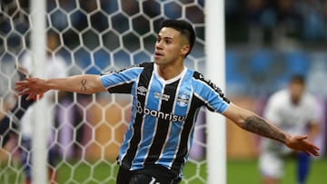 Aravena se desahoga en Brasil y amarga a otro chileno