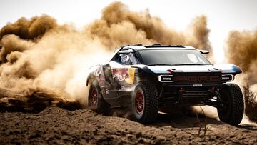 Carlos Sainz con el Ford Raptor durante el Rally de Marruecos previo al Dakar 2025.