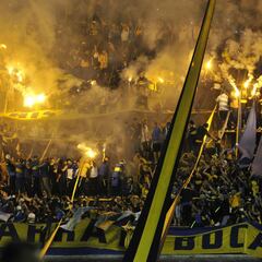 La Bombonera lights up as Boca Juniors celebrate league win