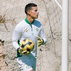 La imagen de James Rodríguez que evidencia el estado de ánimo al interior del León