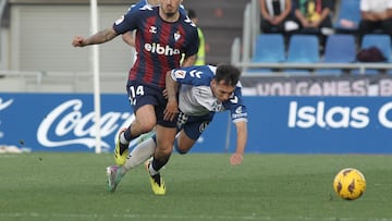 Álvaro Romero sufre un esguince de rodilla