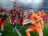 Barça could enter a decisive Clásico with the LaLiga title in sight and a rare milestone within reach.