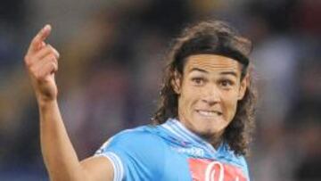 El N&aacute;poles pide 63 millones por Cavani.