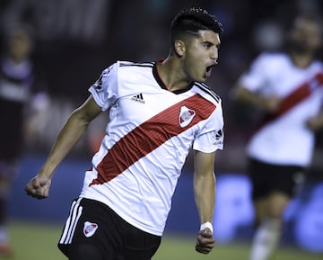 La última joya de River Plate, debutó en este doble compromiso internacional de Argentina ante Guatemala y Colombia y fue titular incluso por delante de Dybala. Centrocampista, descarado y con calidad, fijo también en River.