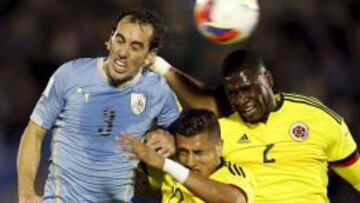 Zapata y Murillo siempre fueron superados en el juego aéreo por Godín, Giménez y compañía
