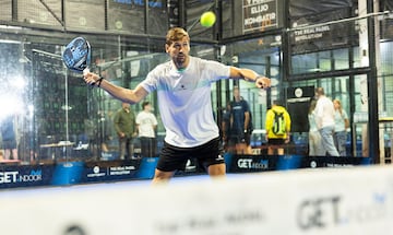 Fernando Llorente en el torneo de pádel organizado por Kombat.