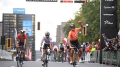 Greg Van Avermaet celebrando su victoria en el Grand Prix de Montreal.