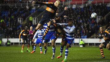 El Newcastle empata en Birmingham pero sigue líder