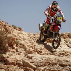 Benavides gana la tercera etapa y Svitko sigue líder