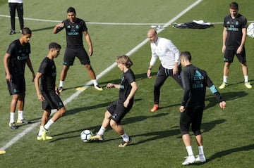 El Madrid prepara el partido en Mendizorroza