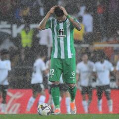 Aprobados y suspensos del Betis: Sin chispa contra el caos