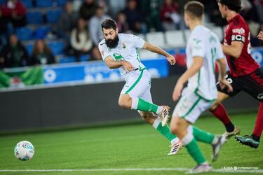Aprobados y suspensos del Racing contra el Mirandés: Jeremy ya es pichichi en solitario