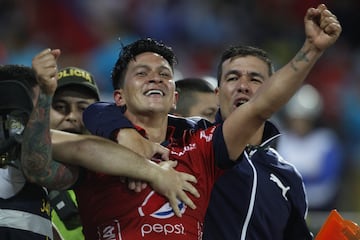 Con dos goles del delantero argentino, Medellín clasifica a las semifinales de la Liga I-2018 tras un 2-2 en el Atanasio y 3-2 en el global. Su rival será Deportes Tolima.