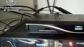 Desmantelada una red que pirateaba la señal de Digital Plus a través de Internet