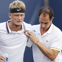 Los calambres paralizan a Kuhn, que tuvo 8 bolas de partido