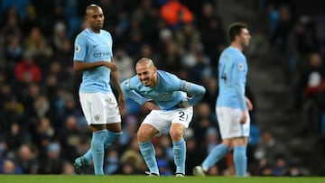 Silva limps off with suspected hip injury