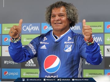 Alberto Gamero se presentó con la plantilla, dirigió su primer entrenamiento y habló en rueda de prensa del proyecto que comenzará en 2020 en Millonarios. 