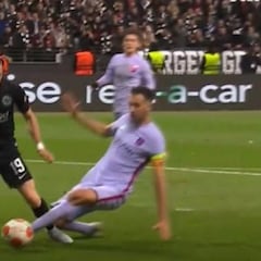 El VAR anula un penalti de Busquets sobre Borré