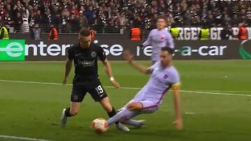 El VAR anula un penalti de Busquets sobre Borré