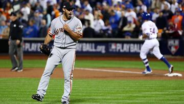 NEW YORK, NY - OCTOBER 05: Madison Bumgarner #40 of the San Francisco Giants celebrates their 3-0 win over the New York Mets during their National League Wild Card game at Citi Field on October 5, 2016 in New York City.   Al Bello/Getty Images/AFP
 == FOR NEWSPAPERS, INTERNET, TELCOS &amp; TELEVISION USE ONLY ==