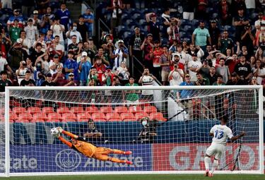 Guillermo Ochoa va al acecho de imponer un récord en Selección Mexicana