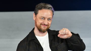 CHIBA, JAPAN - NOVEMBER 26: James McAvoy speaks on stage at the celebrity talk event during Tokyo Comic Con 2022 at Makuhari Messe on November 26, 2022 in Chiba, Japan. (Photo by Jun Sato/WireImage)