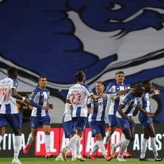 El Porto de Díaz y Uribe golea a Boavista y vuelve a ser líder