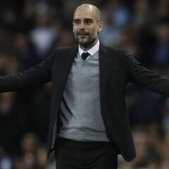 Guardiola: "Agüero es un delantero más puro que Alexis"