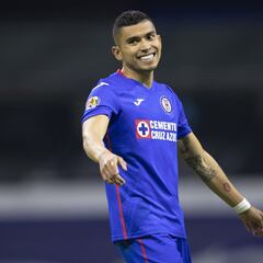 Orbelín Pineda debutó en victoria del AEK sobre el Genk de Arteaga