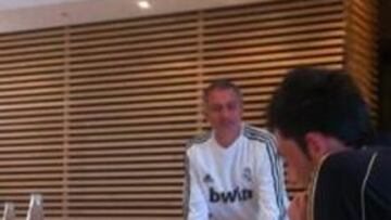 El Madrid realiza una suave sesión de estiramientos