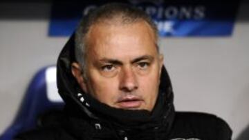Mourinho durante el partido de Champions ante el Basilea.