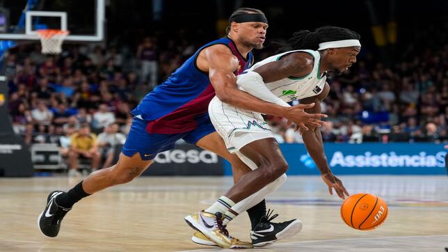 El Unicaja domina al Barcelona en el segundo partido de los playoffs